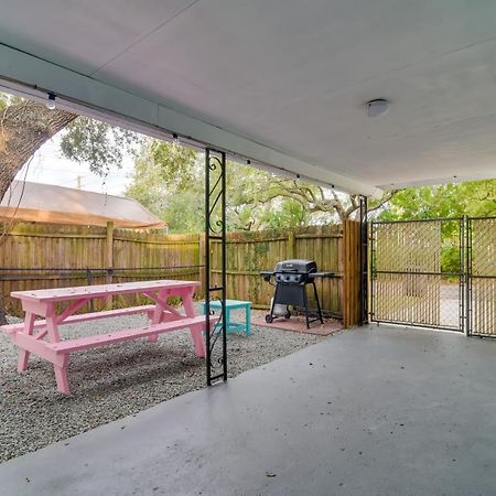 Pet-Friendly Gulfport Home Walkable Location! St. Petersburg Exterior photo