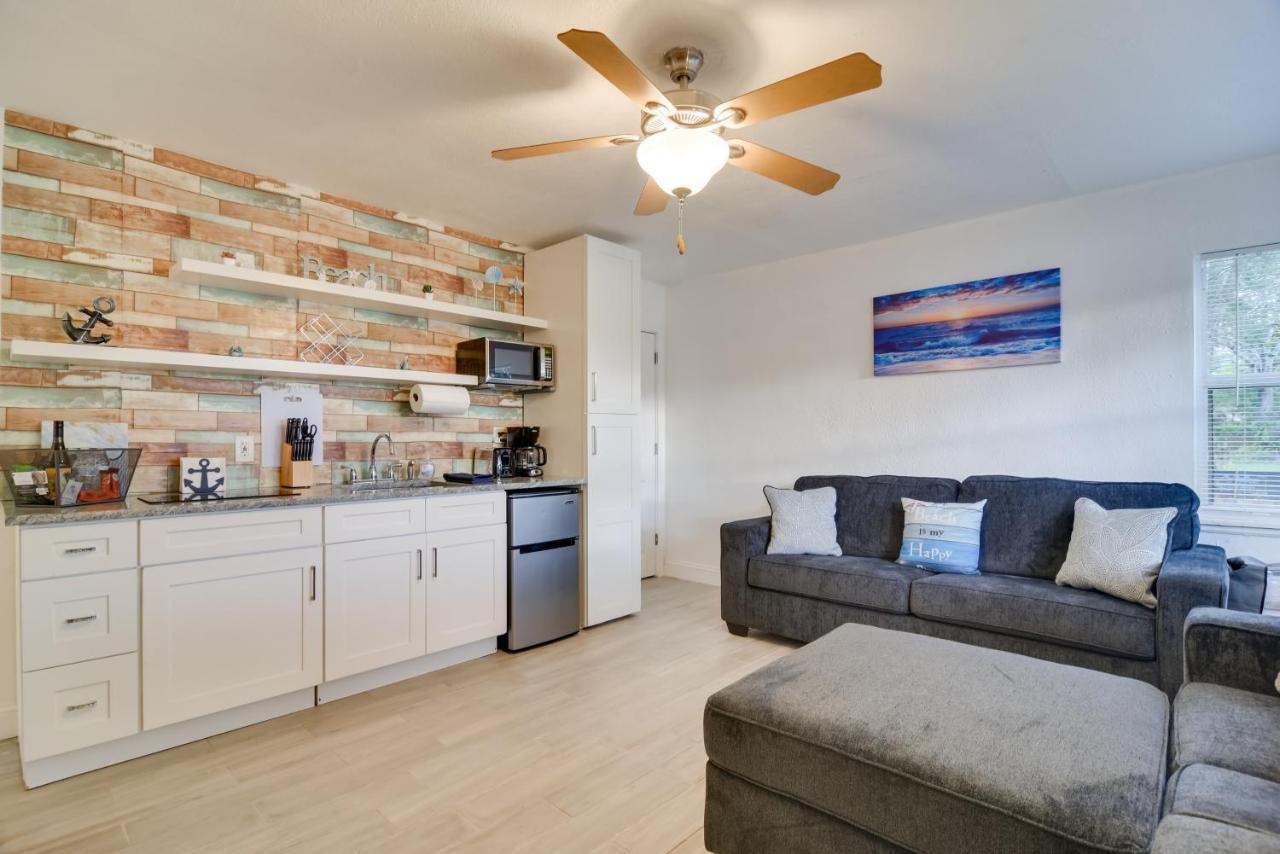 Pet-Friendly Gulfport Home Walkable Location! St. Petersburg Exterior photo