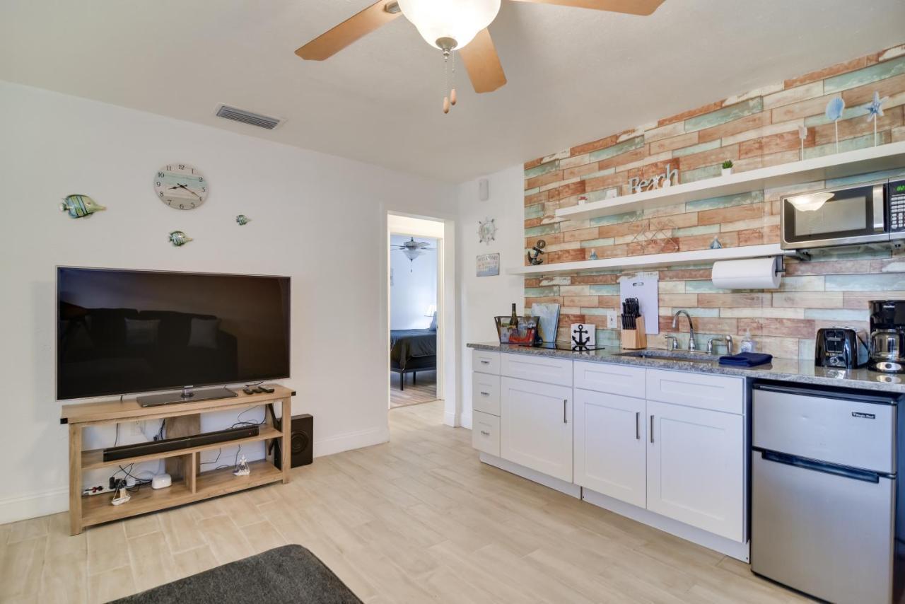 Pet-Friendly Gulfport Home Walkable Location! St. Petersburg Exterior photo